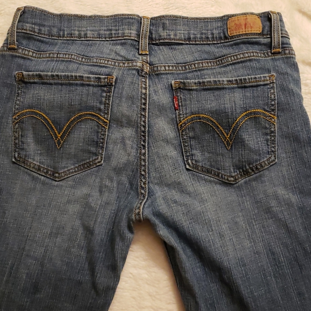 Jeans - Picture 2 of 3